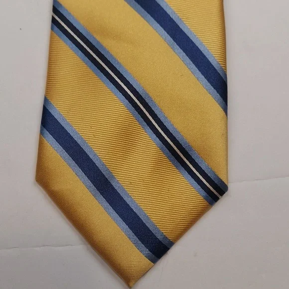 04. Tommy Hilfiger Striped Necktie - Picture 2 of 7